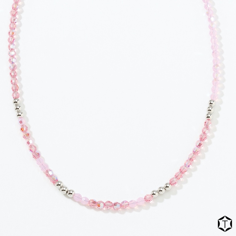 Rose and rose water opal crystals necklace 🩷